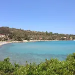 Πανσιόν La Tortorella &