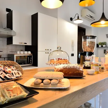 Guest house La Tortorella & 3*