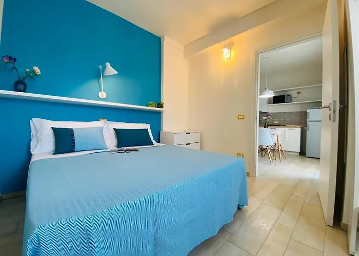 Pensión La Tortorella & 3*