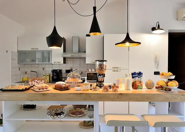 Guest house La Tortorella & 3*
